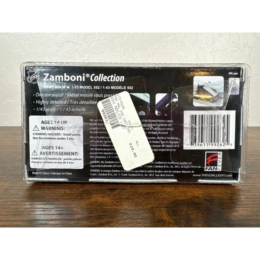 NHL Arizona Coyotes Zamboni Collection 1:43 Scale Diecast Model 552 Black Red
